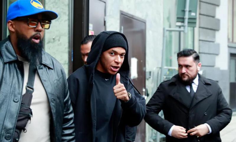 ექსკლუზიური წვეულება, სადაც მბაპემ სტუმრებს ტელეფონები დაატოვებინა - რას წერს მედია სკანდალურ საქმეზე და გაუპატიურების ბრალდებაზე: რა მოხდა შვედეთში