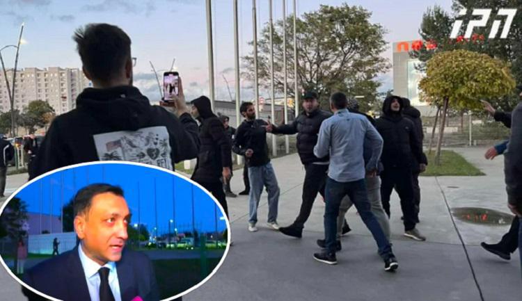 “20-ზე მეტი მანქანა იყო, გადმოვიდნენ “დუბინკებით“... “წიწაკის სპრეი“, “კასტეტები“ ჰქონდათ“ - უცნობი პირები “ნაციონალური მოძრაობის“ ცენტრალურ ოფისში მყოფებს ფიზიკურად გაუსწორდნენ