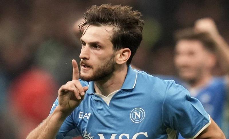 "პსჟ" თუ "მანჩესტერ იუნაიტედი"? - სად წავა ხვიჩა კვარაცხელია და რას წერენ სპორტული გამოცემები მოსალოდნელი ტრანსფერის შესახებ