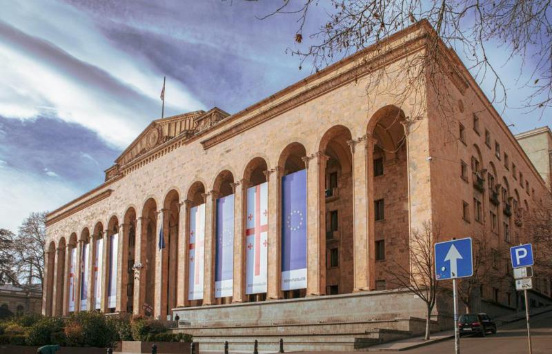 XI მოწვევის პარლამენტის კომიტეტებში მინისტრობის კანდიდატებს უსმენენ -  როდის დამტკიცდება ახალი მთავრობა?