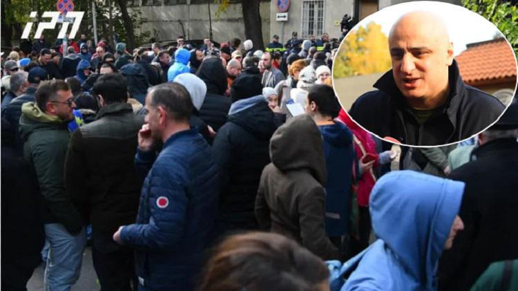 “ეს რეჟიმი ძალიან სწრაფად გასკდება კვახივით - მსგავსი რეჟიმები სანთელივით არ დნება, ხელისუფლება ხალხის აქტიურობით ჩამოიშლება“ - ნიკა მელია