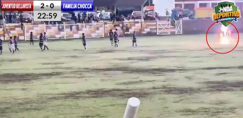 პერუში, მატჩის მიმდინარეობისას ფეხბურთელებს მეხი დაეცათ - დაიღუპა ერთი და დაშავდა შვიდი სპორტსმენი