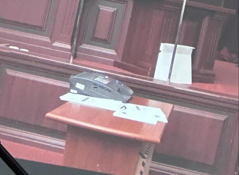 "სასამართლოში ექსპერიმენტის დროს ერთ-ერთმა მოსამართლემ შეაცურა ბიულეტენი და ყველამ დაინახა, რომ მასზე ჩანდა გაფერადებული წრე" - რას წერს საია-ს თავმჯდომარე