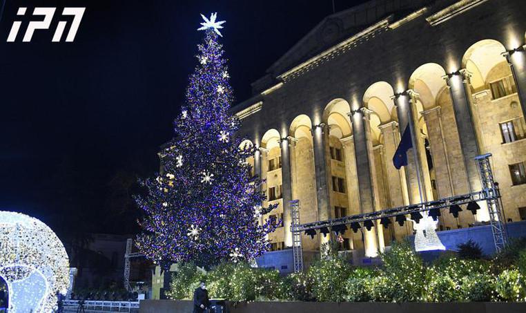 საახალწლო ღონისძიებებზე თბილისის მერია 9.4 მლნ ლარზე მეტს დახარჯავს - რა არის დაგეგმილი?