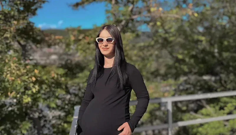 "მწარე რეალობას ვერ გავექეცით" - გარდაიცვალა 28 წლის შორენა ონიანი, რომლის მდგომარეობაც ტყუპის გაჩენის შემდეგ დამძიმდა