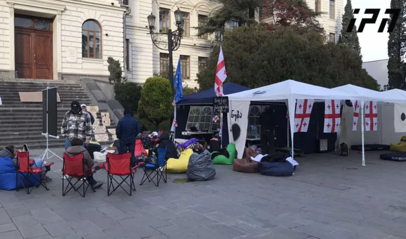 "ძალადობის რამდენიმე მცდელობაც იყო..." - რა ხდებოდა მთელი ღამე თსუ-სთან და რა ვითარებაა ახლა?