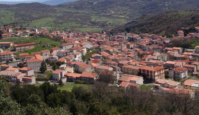 იტალიურ სოფელში არჩევნებით უკმაყოფილო ამერიკელებს 1-დოლარიან სახლებს სთავაზობენ - "დროა, დაიწყოთ თქვენი ევროპული ცხოვრება"