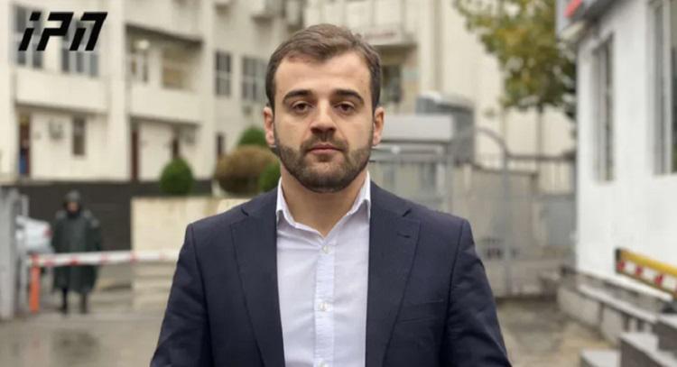 “რამდენიმე პოლიციელი ფიზიკურად გაუსწორდა... “ - რას აცხადებს აქციაზე დაკავებული მამაკაცის ადვოკატი, რომელსაც პოლიციელზე თავდასხმას ედავებიან