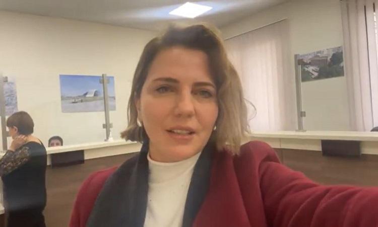 “ხალხმა ხმა მოგვცა რეფორმების გასატანად და არა იმიტომ, რომ მკვდარზე “ვენოკივით“ დავსხდეთ პარლამენტში...“ - ანა დოლიძე