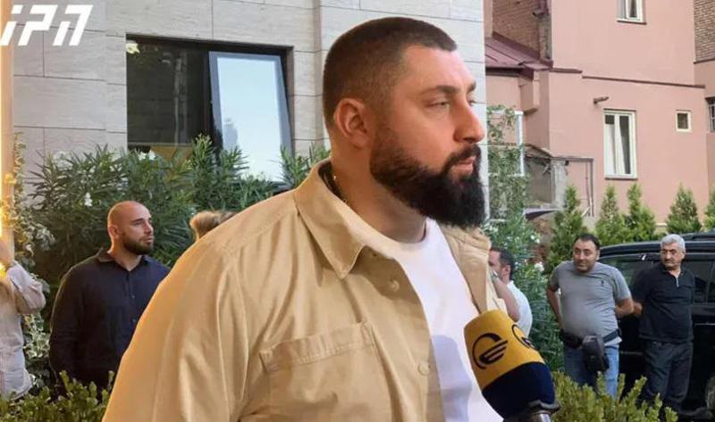 "ასევე ითქვა, რომ 4 წელი ჩვენ არ შევეხვეწებით მოლაპარაკებების გახსნას. გაგვიხსნიან? - იმ წუთას მოვაწერთ ხელს დაუფიქრებლად" - ლაშა ტალახაძე