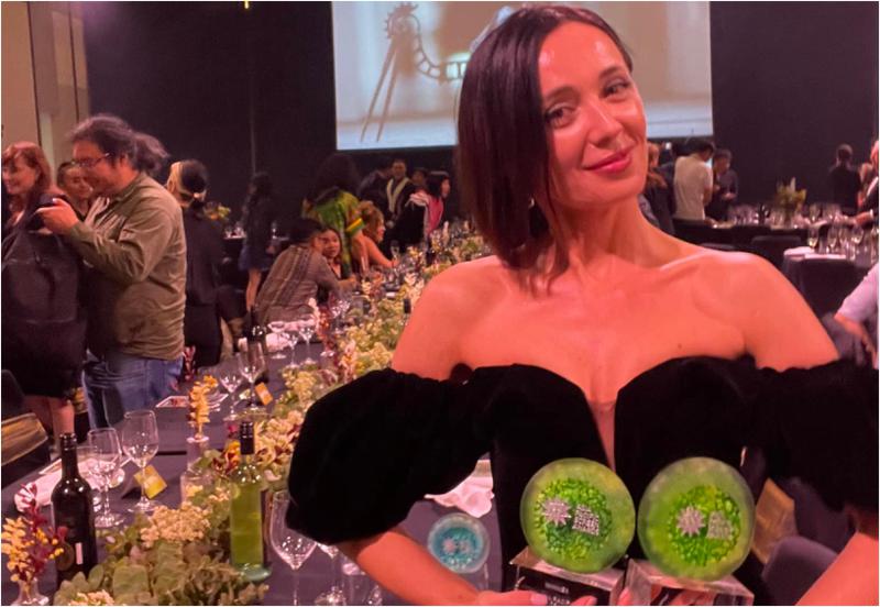 "შესაძლოა ამის დრო არაა, მაგრამ "აზიური ოსკარი" ავიღე... შენ გიძღვნი საქართველო" - ქართული კინოს წარმატება და ია სუხიტაშვილის ფოტოები დაჯილდოების ცერემონიიდან