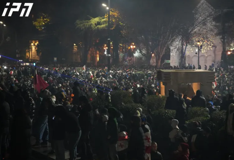 შსს მოუწოდებს მშობლებს და არასრულწლოვანი პირების კანონიერ წარმომადგენლებს, რომ "ძალადობრივ გარემოს მოარიდონ არასრულწლოვნები" - უწყების განცხადება