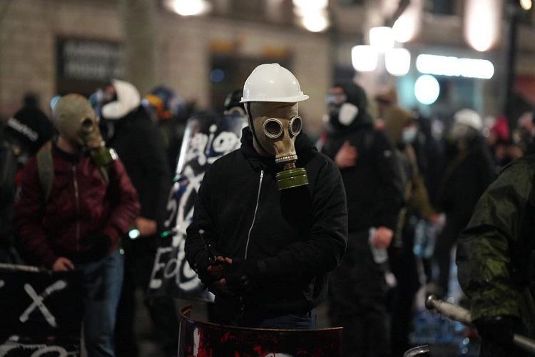 “ჯანდაცვის სამინისტრომ მოგვახსენოს, რომელი ქიმიური აგენტებია გამოყენებული - არასწორად გამოყენების დროს, შეიძლება სასიკვდილო ქიმიურ იარაღად იქცეს“ - ინფექციონისტი