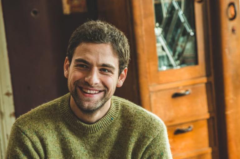 "საგამოძიებო ორგანომ ვერ გაბედა თავხედობა, ანდრო ჭიჭინაძისთვის ძალადობის ორგანიზება დაებრალებინა, მონაწილეობას ედავებიან, ბრალი დაუსაბუთებელია" - რას ამბობს დაკავებული მსახიობის ადვოკატი?