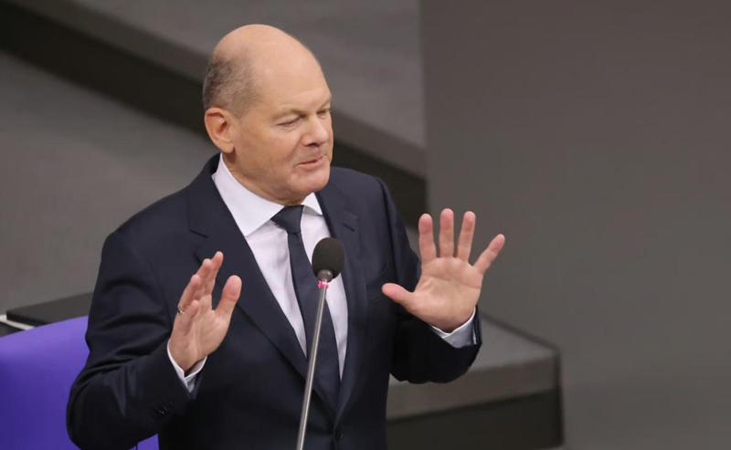 "ილონ მასკი ევროპის საქმეებში მემარჯვენე პოლიტიკოსების სასარგებლოდ ერევა" - შოლცი