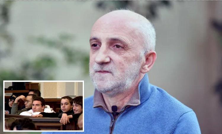 “ბოდიში უნდა მოიხადოს მათთან ყველა პოლიტიკური პარტიის ლიდერმა... ბოდიშს ვუხდი“ - რას წერს გია ხუხაშვილი აქციაზე დაკავებულების შესახებ