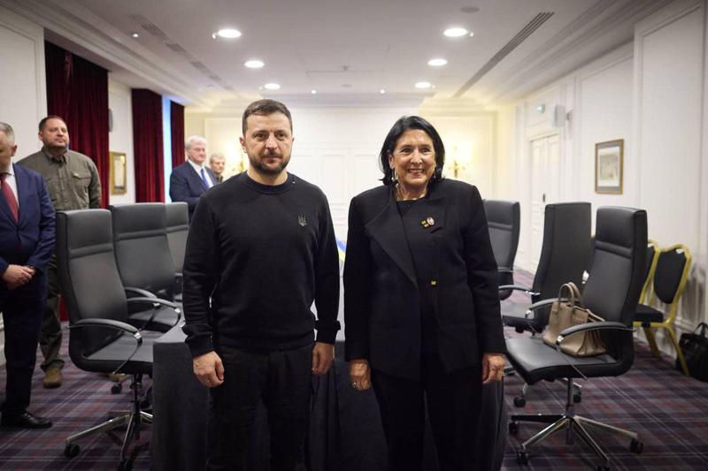 სალომე ზურაბიშვილი ვოლოდიმირ ზელენსკის შეხვდა - რა ფოტოებს აქვეყნებს პრეზიდენტი