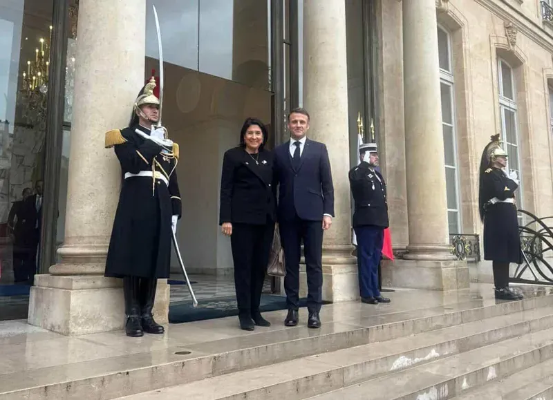სალომე ზურაბიშვილი ემანუელ მაკრონს ხვდება