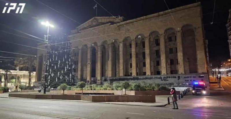 რუსთაველის გამზირზე საპროტესტო აქცია დასრულდა