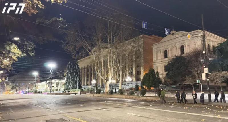 რუსთაველის გამზირზე პროტესტის მე-16 დღე დასრულდა