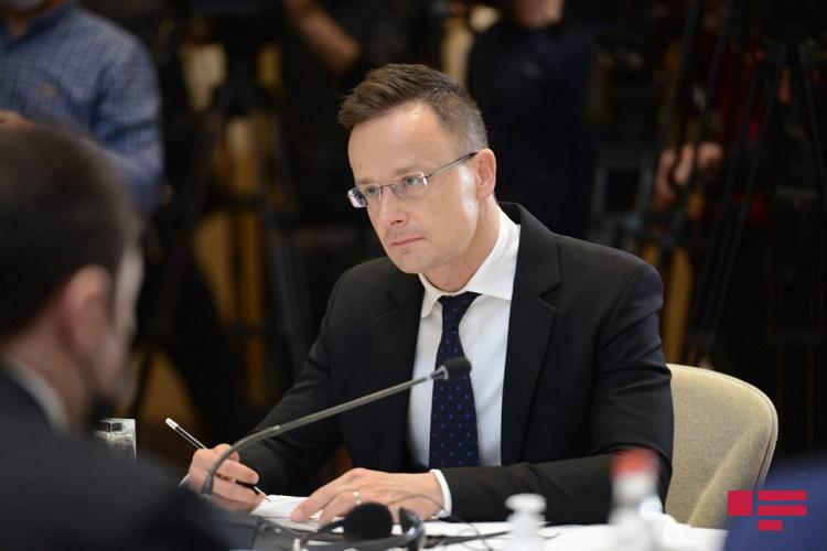 “ევროკავშირმა პოლიტიკური ფარისევლობის თვალსაზრისით, საქართველოსთან მიმართებაში მსოფლიო რეკორდი დაამყარა“ - უნგრეთის საგარეო საქმეთა მინისტრი