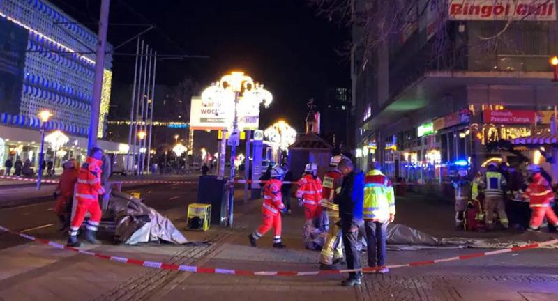 გერმანიაში 2016 წლის ტრაგედიის გამეორება სცადეს: თავდამსხმელი საშობაო ბაზრობაზე შეკრებილ ხალხში მანქანით შევარდა - რა არის ამ დროისთვის ცნობილი?