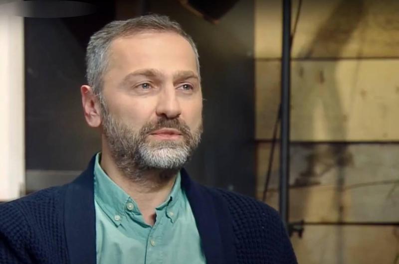 "მე პრემიერის განცხადება სხვანაირად გავიგე, ამიტომ არ ვდგავარ დღეს ქუჩაში... ჩვეულებრივად მივიღებ მონაწილეობას კონცერტებში, ცხოვრება გრძელდება" - ზურა მანჯავიძე საყოველთაო პროტესტზე