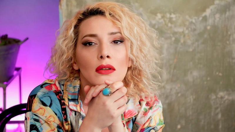 "ჩემი შვილი დიდი ხანია რუსთაველზე ცხოვრობს... 2 დღის წინ საკმაოდ რთული გადაწყვეტილება მივიღე, თუმცა ჩემს თავთან მართალი ვარ" - ვერიკო ტურაშვილი პროტესტზე