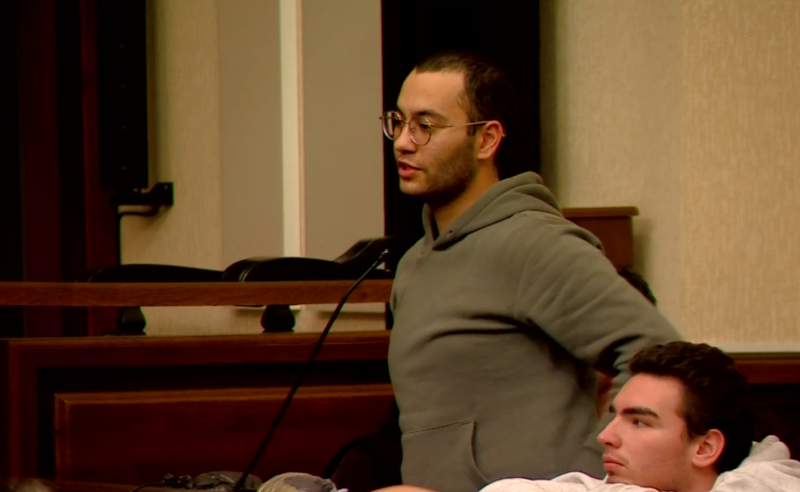 "ირაკლი კობახიძე მასწავლიდა კონსტიტუციონალიზმს, რომელსაც დღეს თავისი ფეხით თელავს" - აქციებისას დაკავებული, 19 წლის ბიჭის ინტერვიუ ციხიდან