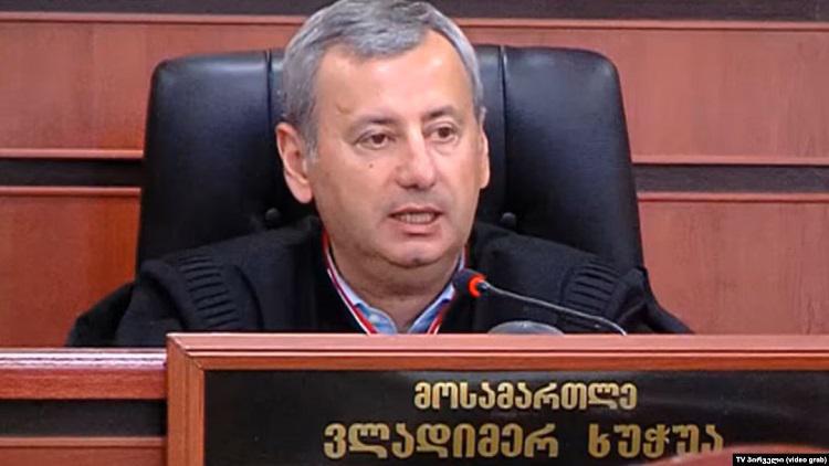 “არ ვიყავი მიწვეული კორპორაციულ წვეულებაზე, ეს არ არის პირველი შემთხვევა... ამით მე არაფერი დამაკლდება“ - მოსამართლე ვლადიმერ ხუჭუა