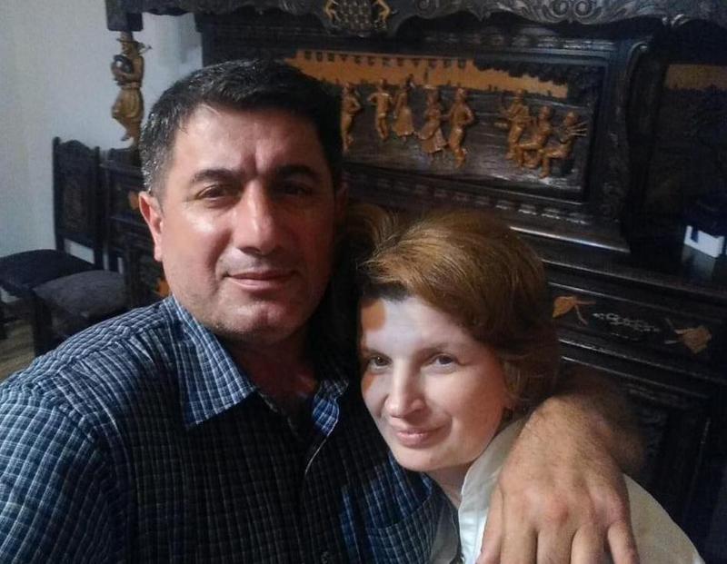 „მარჯვენა ხელ-ფეხი წამართვეს ახლა ქმარი გვერდით რომ არ მყავს, ძალიან რთულია სამი პატარა ბავშვით დარჩენა“ - აქციების დროს დაკავებული ვეფხია კასრაძის მეუღლე ელენე კროტენკო