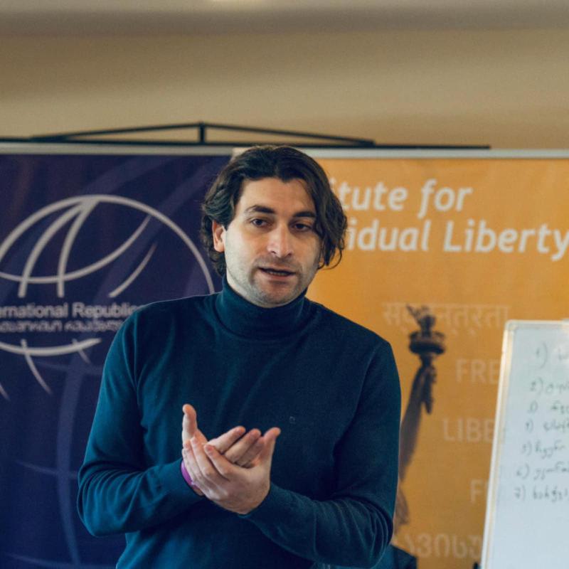 "როცა შენს საქმიანობას ცხოვრების ნაწილად  გაიხდი, ეს გეხმარება იყო წარმატებული"