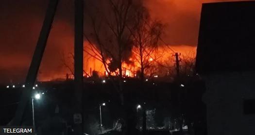 უკრაინული დრონების მასობრივი შეტევა რუსეთის 9 რეგიონზე - ნიჟნი ნოვგოროდში ნავთობსაცავში გაჩენილ ხანძარს ებრძვიან