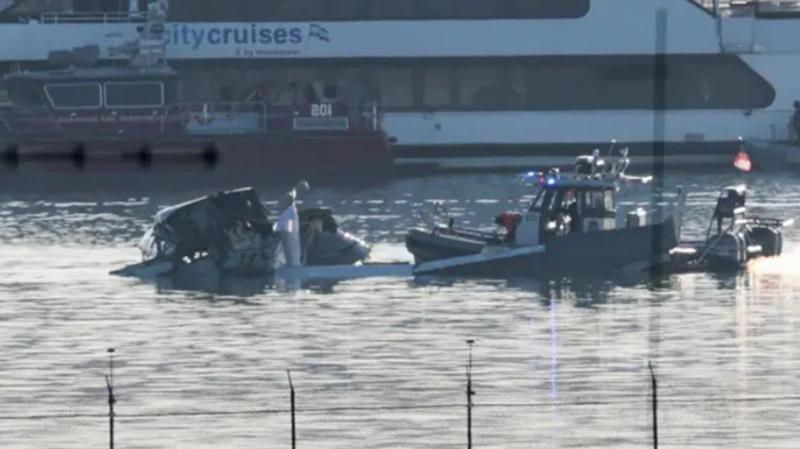 არსებული ინფორმაციით, ავიაკატასტროფის შედეგად არავინ გადარჩენილა - რას ამბობს ვაშინგტონის სახანძრო და სასწრაფო სამედიცინო სამსახურის უფროსი