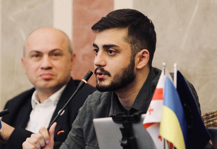 "ჩემი უჭკვიანესი, უკარგესი და გამოუშვეს იუსტიციის სახლიდან, საკუთარი სწორი პოზიციის და პროტესტის გამო“ - ცოტნე კობერიძე