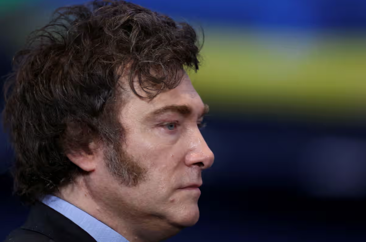 არგენტინაში პრეზიდენტის იმპიჩმენტს ითხოვენ მას მერე, რაც მის მიერ მხარდაჭერილი კრიპტოვალუტა ჩამოიშალა - დაზარალებულია უამრავი ადამიანი