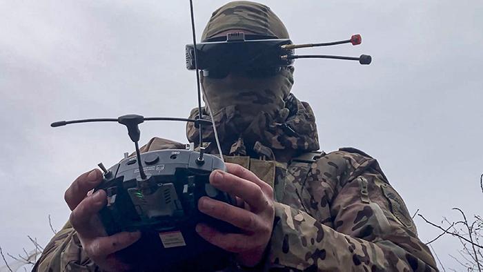 დანაღმული პეიჯერებიდან დანაღმულ სათვალეებამდე - "მოსადის“ გამოცდილებას უკრაინა რუს ოკუპანტებზე "ხვეწავს“