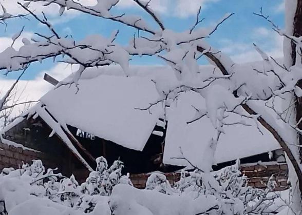 დიდთოვლობის გამო ლანჩხუთში ვითარება რთულია - ჩამონგრეულია 40-მდე სახლი: რას აცხადებს ლანჩხუთის მერი