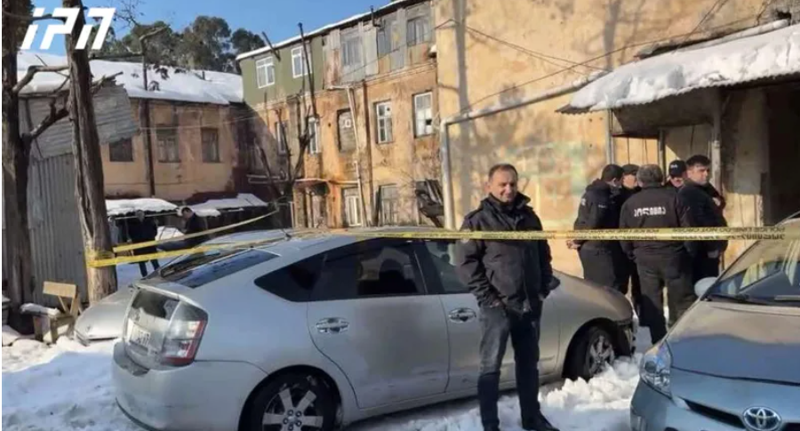 ბათუმში, ე.წ. ოცნების ქალაქში კორპუსის სახურავის ნაწილი ჩამოინგრა, დაშავდა ერთი ადამიანი