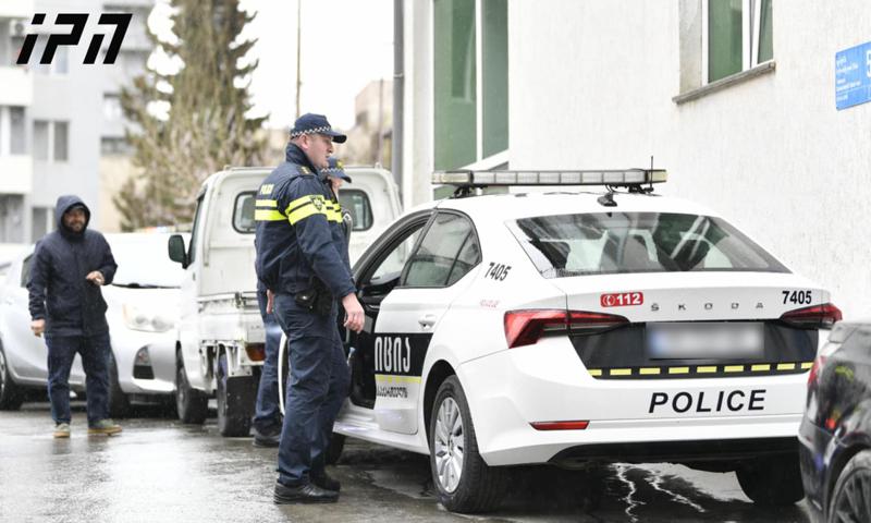 "მოკლულია 50-წლამდე მამაკაცი, ბრალდებული არ გაქცეულა... ის ადგილზე დააკავეს" - გლდანში მომხდარი მკვლელობის რა დეტალები ხდება ცნობილი?