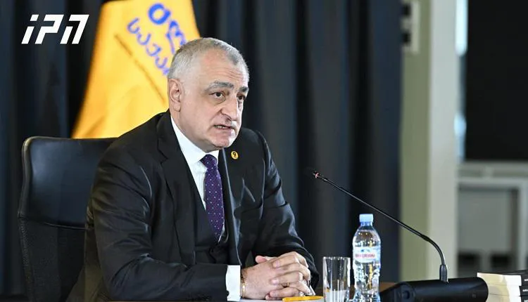 "მზად ვარ შეხვედრისა და დიალოგისთვის" - მამუკა ხაზარაძე ელენე ხოშტარიას