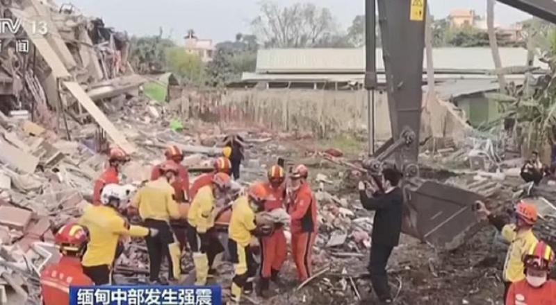 მიანმარში , დამანგრეველი მიწისძვრიდან 60 საათის შემდეგ, ნანგრევებში ორსული ქალი ცოცხალი იპოვეს - "ეს სასწაულია, თუმცა გარშემო სიკვდილის სუნია და..."