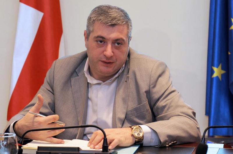 კახა კახიშვილი: "რაც შეეხება 2024 წლის პარლამენტს და არშესულ ოპოზიციას, ბუნებრივია, შესაძლებელია კრიზისის განმუხტვის მიზნით, 2026 წელს რიგგარეშე საპარლამენტო არჩევნები ჩატარდეს"