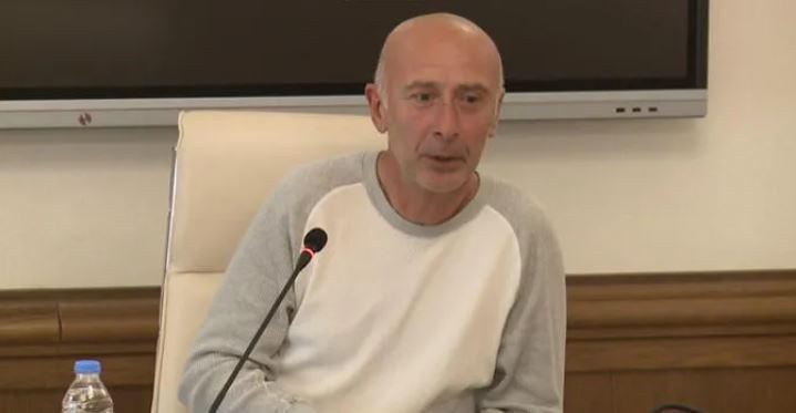 “იყო ახალი გათხრილი საფლავი, დამაგდეს, დამიწყეს ცემა - ვეკითხებოდი, რა გინდათ მეთქი...“ - რა გაიხსენა ირაკლი გედენიძემ  “ფოტოგრაფების საქმეზე“