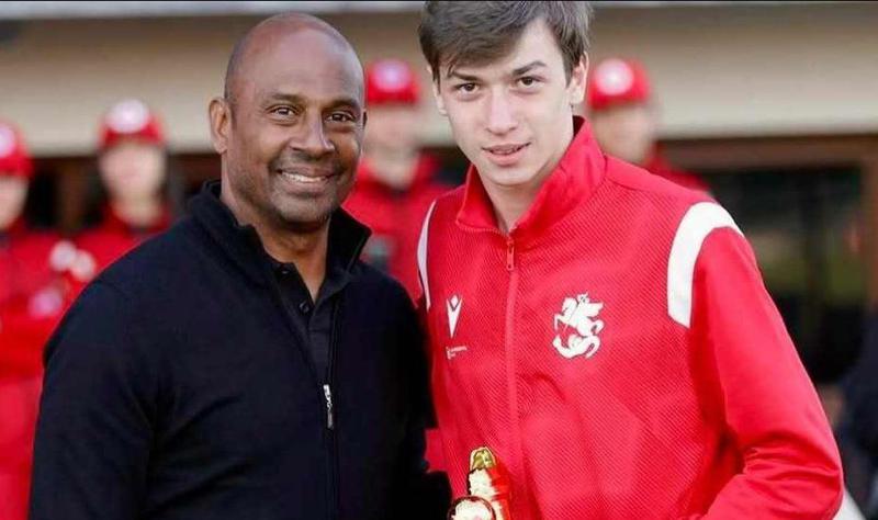 უეფას განვითარების თასზე საქართველოს 15-წლამდე ნაკრებმა გაიმარჯვა - საუკეთესო მოთამაშედ ხვიჩა კვარაცხელიას ძმა, თორნიკე დასახელდა