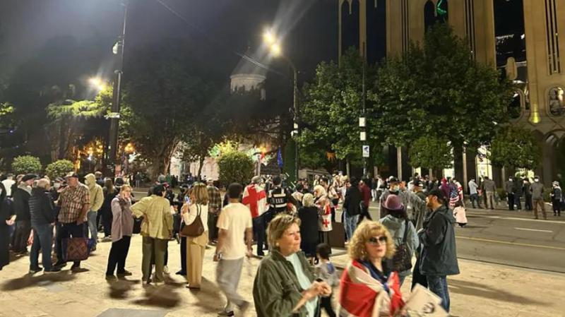 რუსთაველის გამზირზე საპროტესტო აქცია მიმდინარეობს