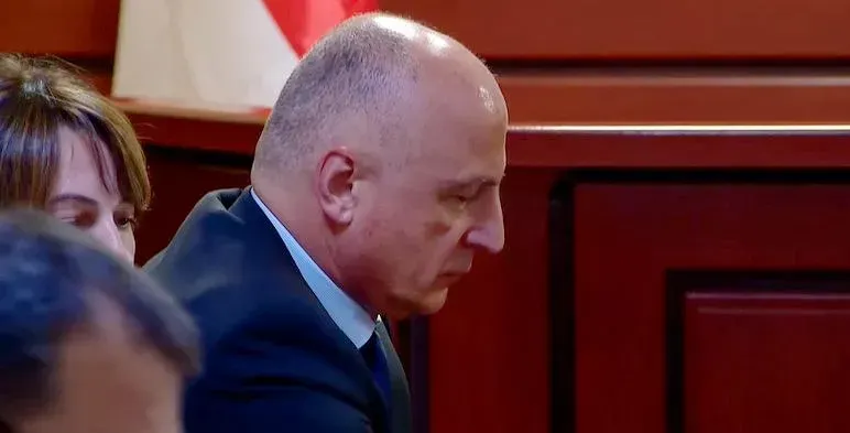 "კანონიერი მოთხოვნა არ ყოფილა... თავს დამნაშავედ არ ვცნობ" - ბადრი ჯაფარიძე მოსამართლის კითხვაზე