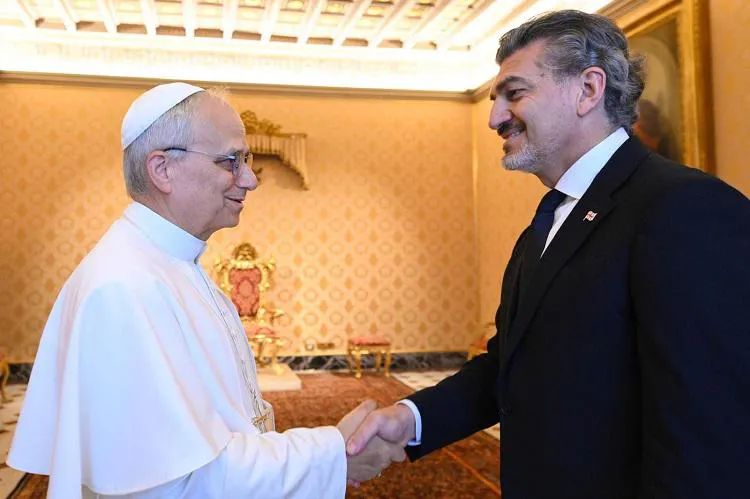 “რომის პაპმა საქართველოსთან სამომავლოდ პარტნიორობის გაღრმავების მზაობა გამოხატა“ - მიხეილ ყაველაშვილმა ლეო XIV საქართველოში მოიწვია