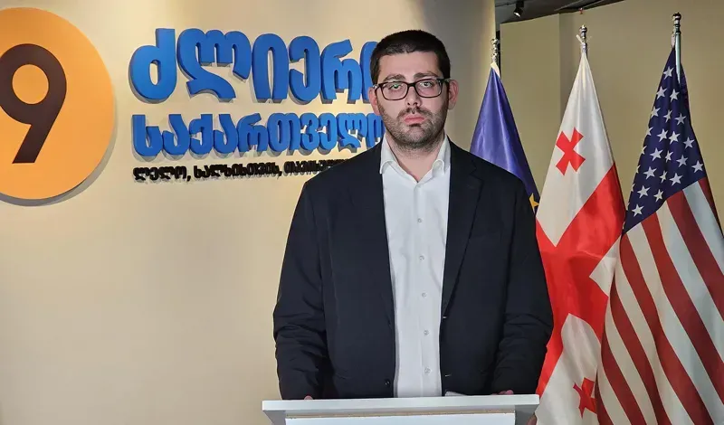 "მივიღე გადაწყვეტილება მიხეილ კაკაურიძე გაირიცხოს ჩვენი რიგებიდან, რადგან ის დაეხმარა "ქართულ ოცნებას" კვორუმის შექმნაში" - ბუაძე