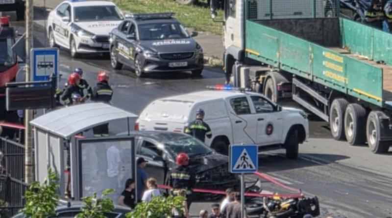 ავარია ავჭალაში - ერთმანეთს მოტოციკლი და მსუბუქი ავტომობილი შეეჯახა